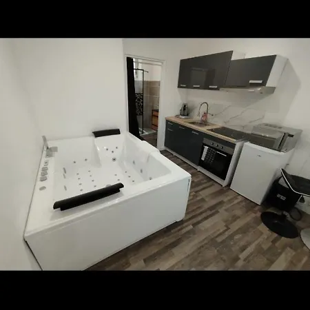 Elegant Avec Jacuzzi Saint-Paul-de-Fenouillet